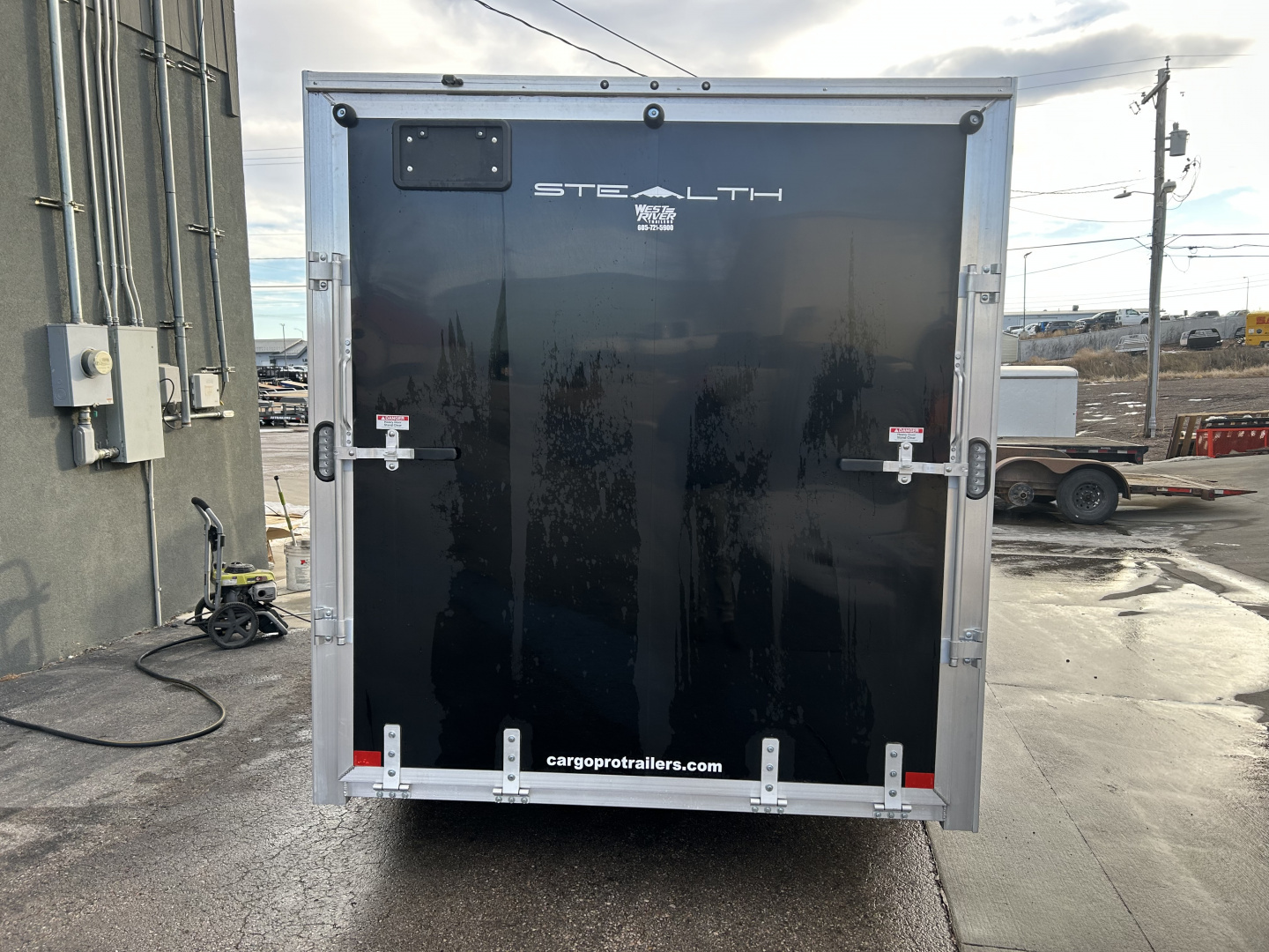 New 2024 ALCOM C7X16 STEALTH Cargo / Enclosed Trailer