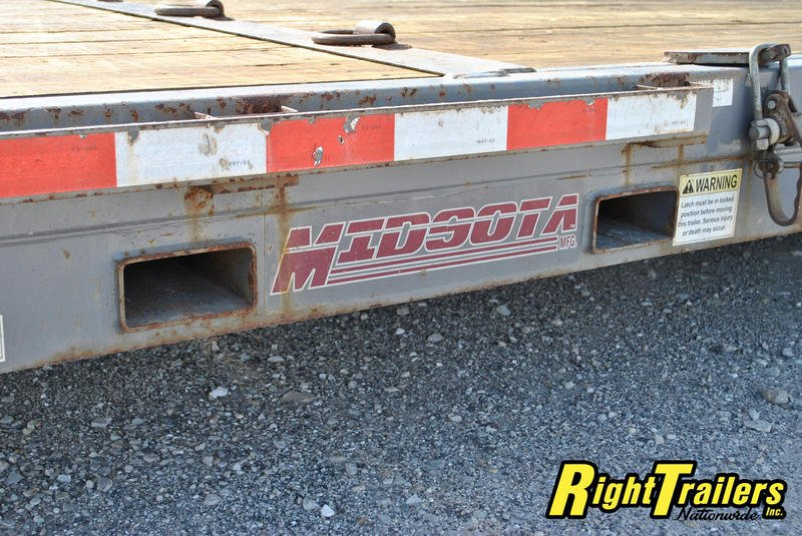 Used 2018 7X22 MIDSOTA Tilt Bed Equipment Trailer