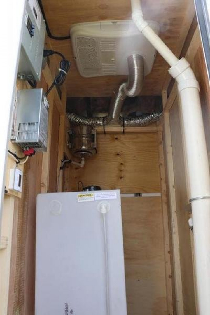 Used 2020 2 Station Restroom Trailer Forest River