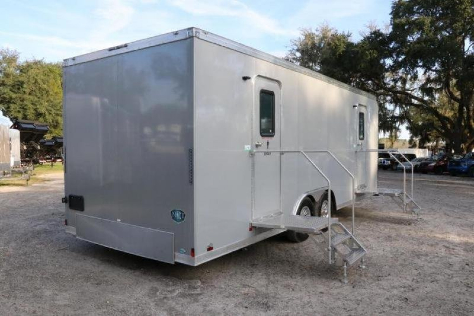 Used 2020 10 Station Restroom Trailer 10 Station Restroom Trailer