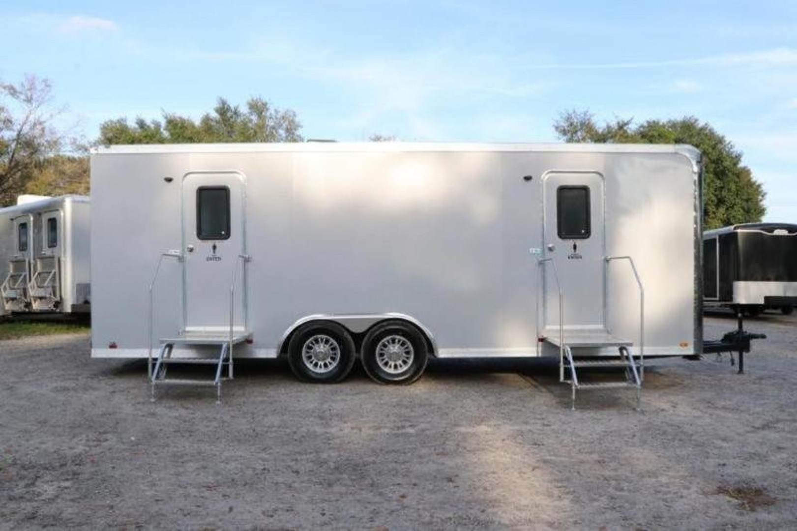 Used 2020 10 Station Restroom Trailer 10 Station Restroom Trailer