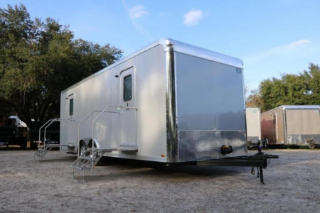 Used 2020 10 Station Restroom Trailer 10 Station Restroom Trailer