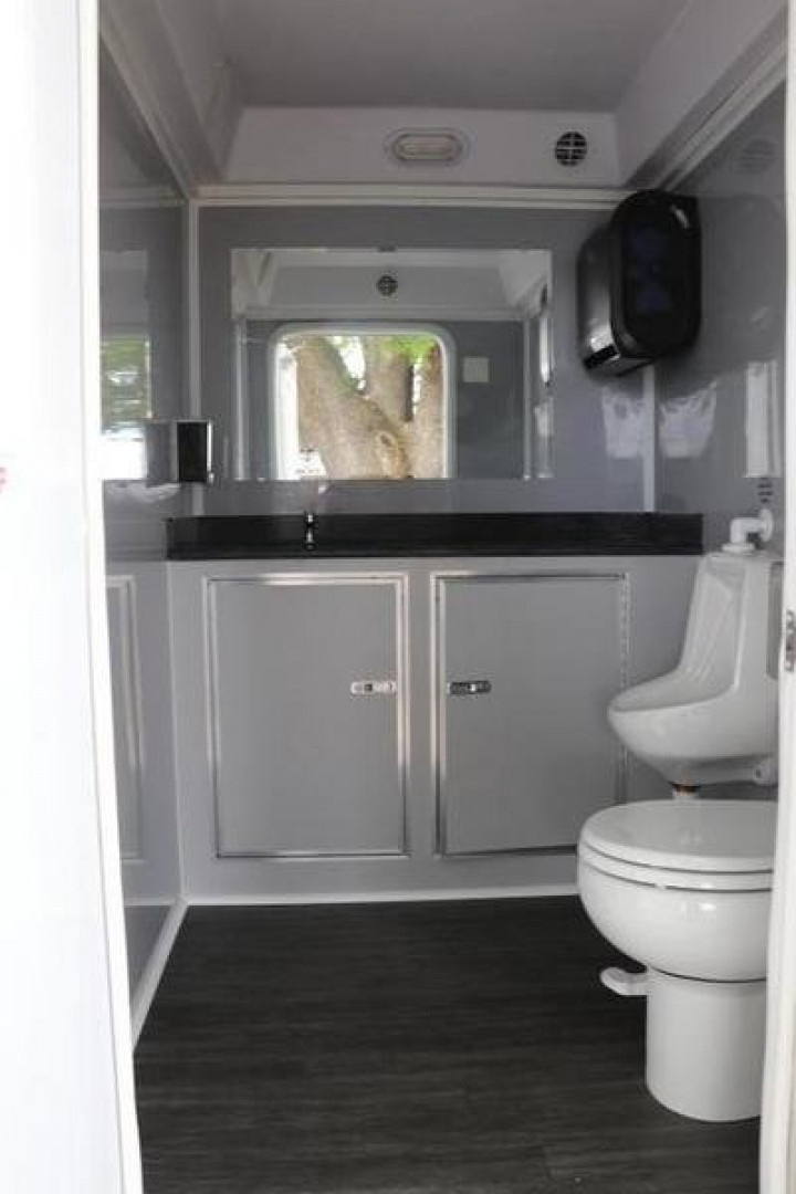 Used 2020 2 Station Restroom Trailer 2-Station Restroom Trailer