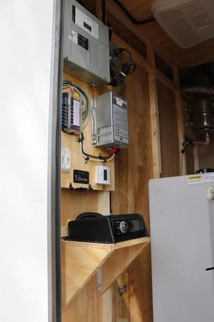 Used 2020 2 Station Restroom Trailer 2-Station Restroom Trailer