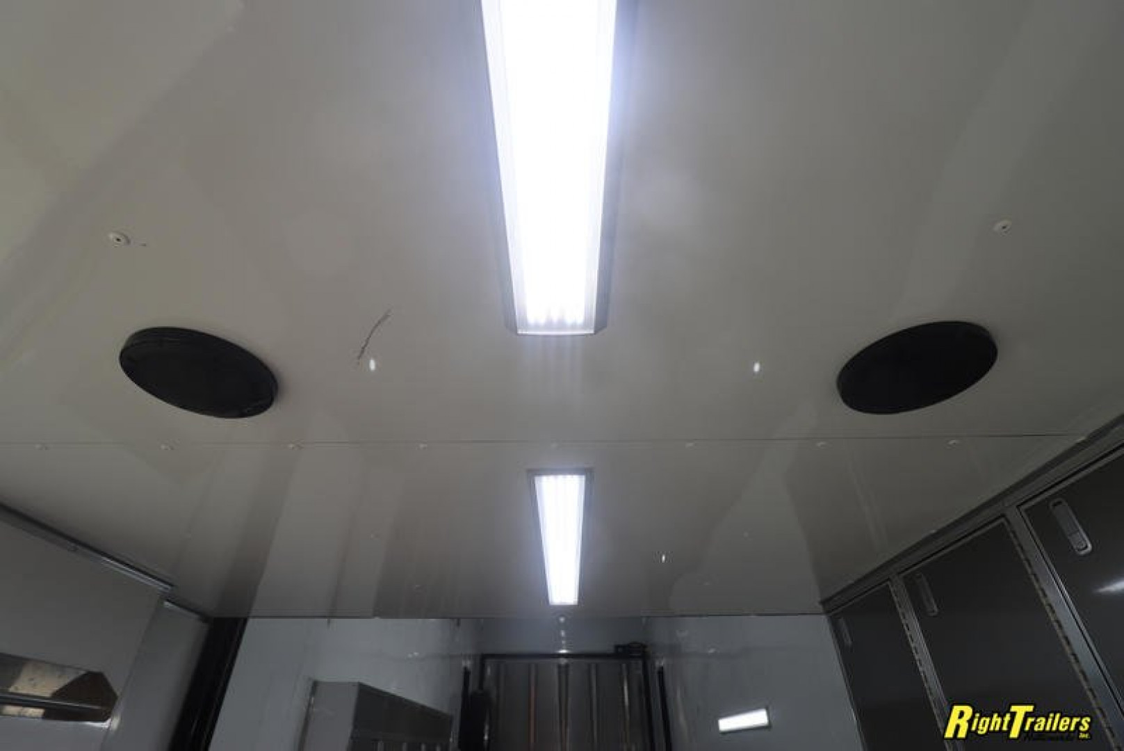 Used 2021 8.5X34 PERFORMAX TRAILER 280765