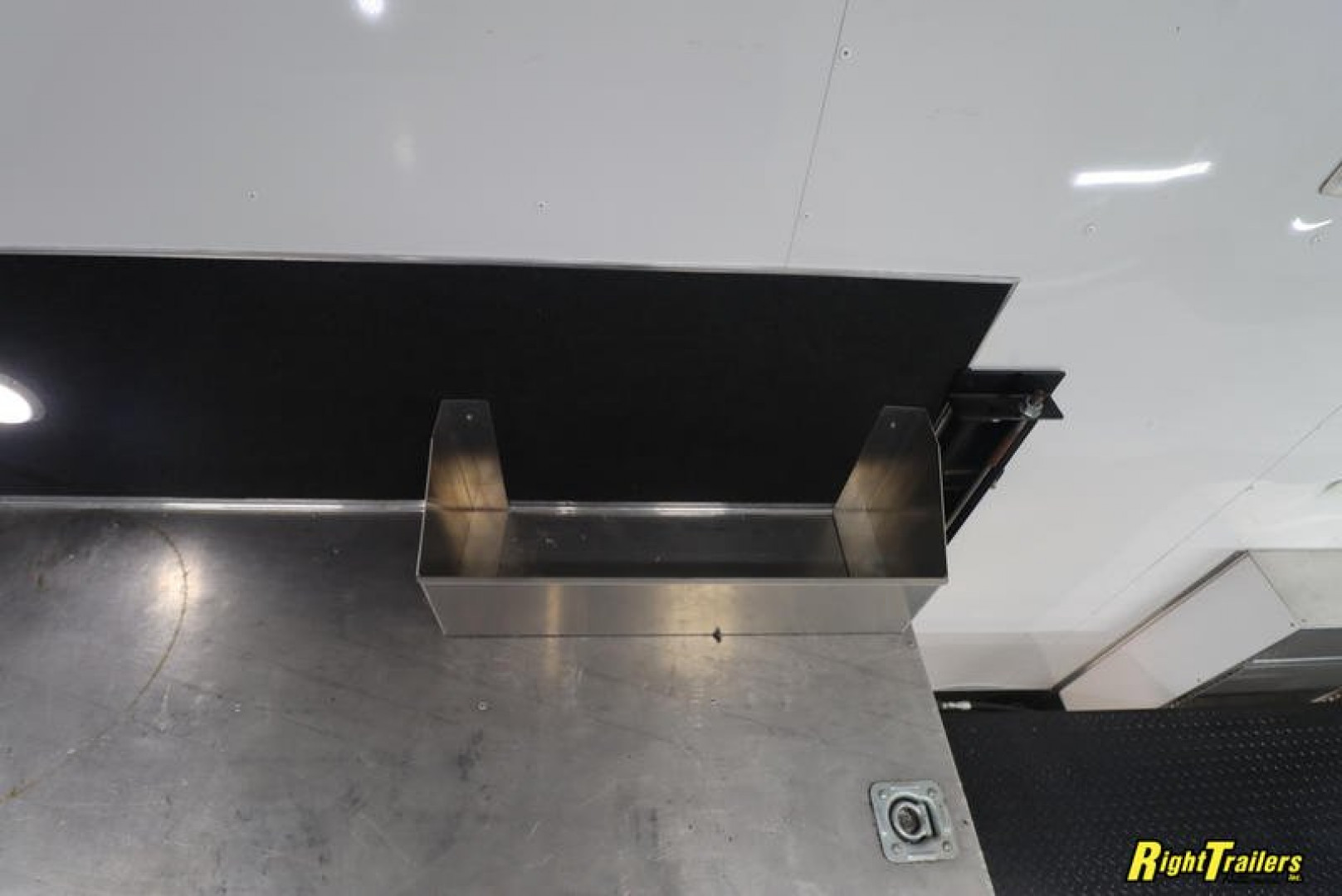 Used 2021 8.5X34 PERFORMAX TRAILER 280765