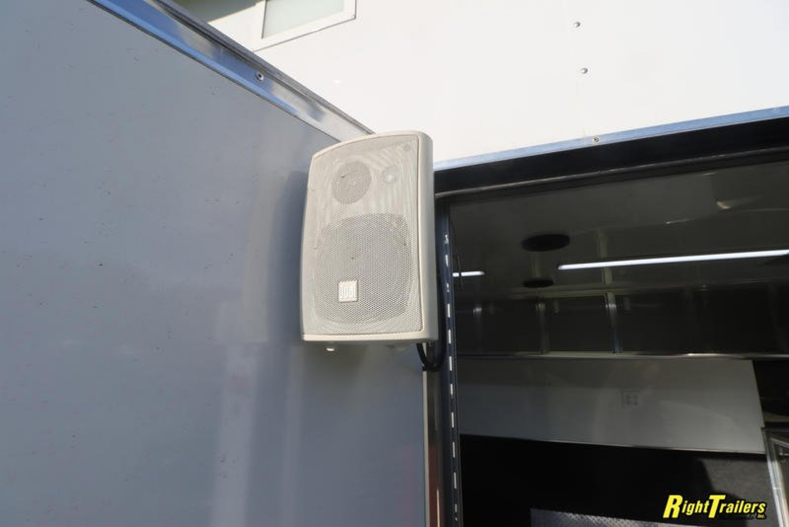 Used 2021 8.5X34 PERFORMAX TRAILER 280765