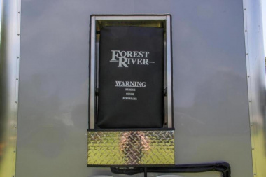 Used 2021 2-station Restroom Trailer Forest River Cargo