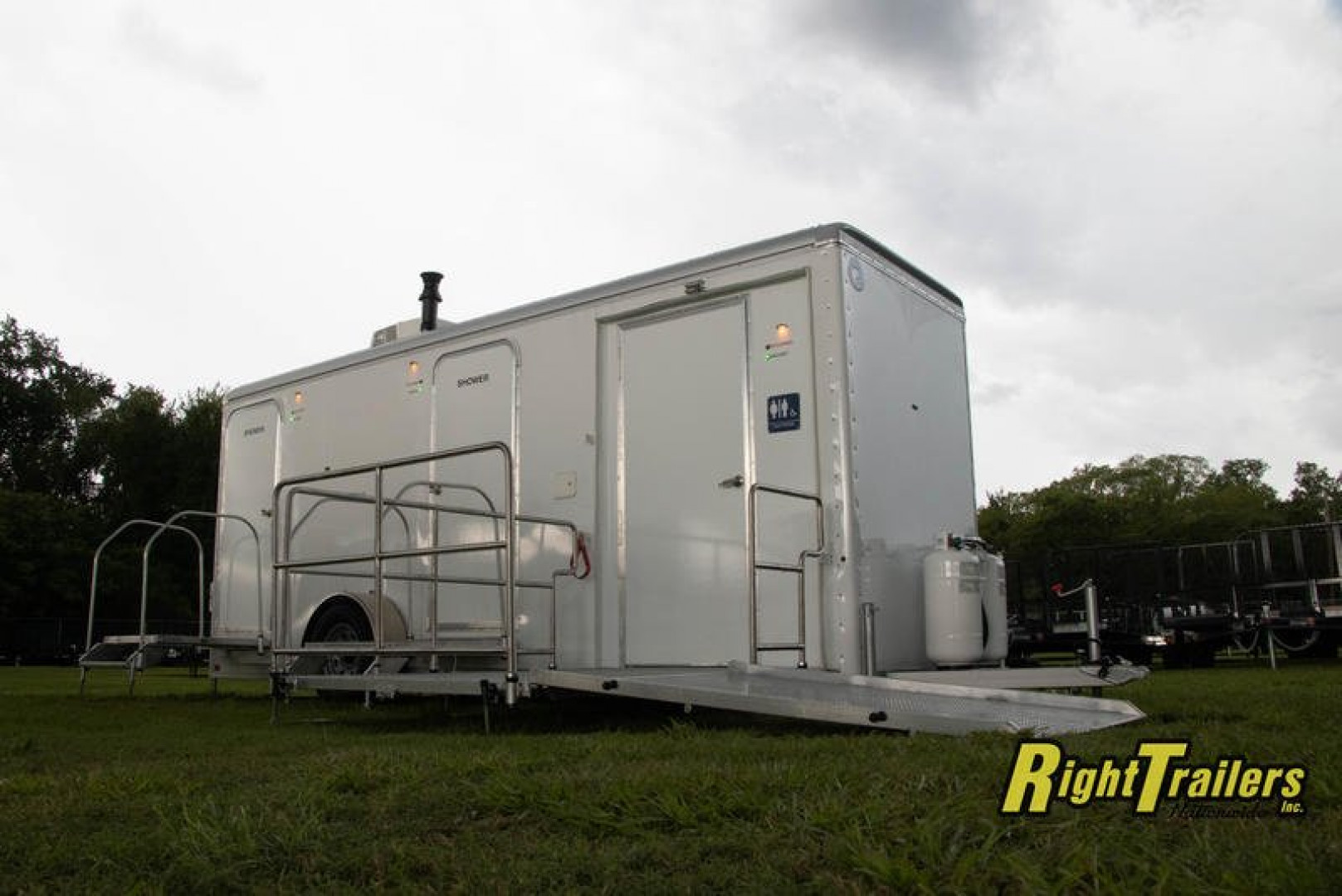 Used 2021 3 Station ADA with Shower Package WC20-ADA-2