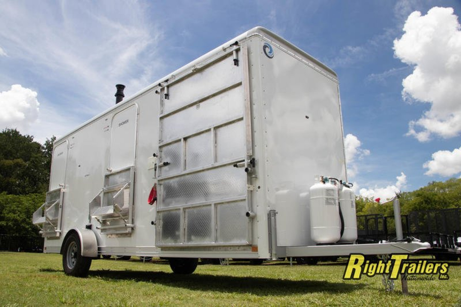 Used 2021 3 Station ADA with Shower Package WC20-ADA-2