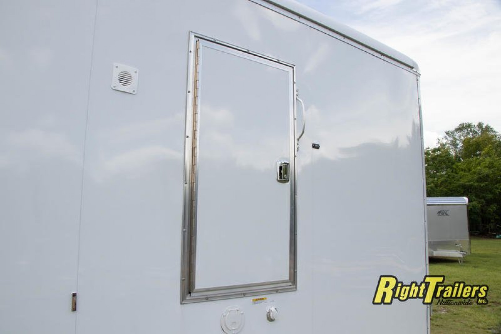 Used 2021 3 Station ADA with Shower Package WC20-ADA-2