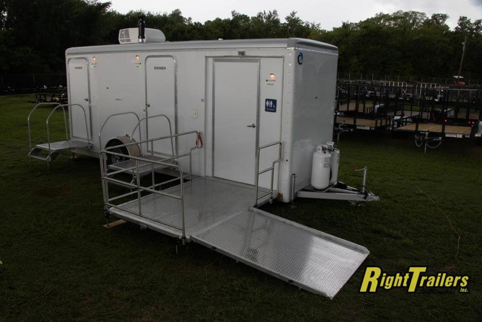 Used 2021 3 Station ADA with Shower Package WC20-ADA-2