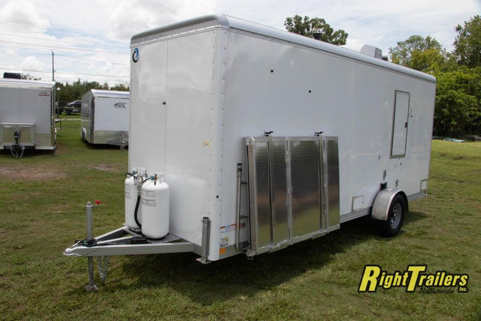 Used 2021 3 Station ADA with Shower Package WC20-ADA-2