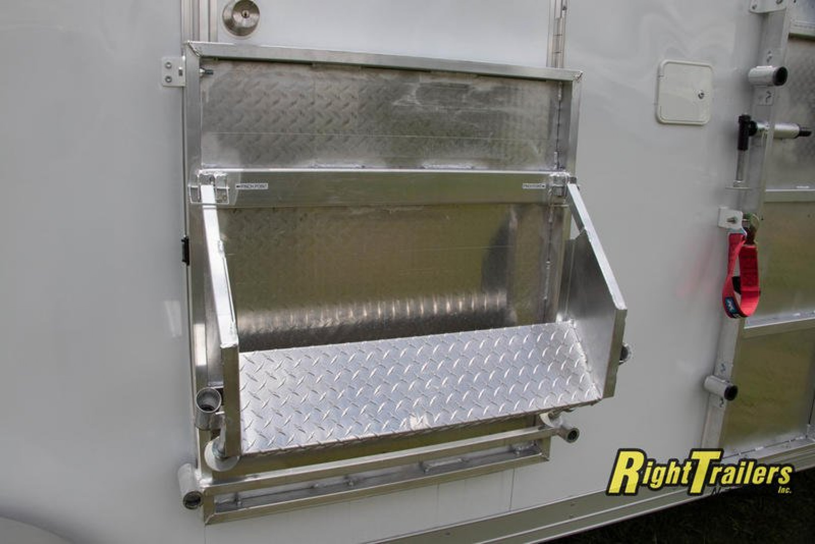 Used 2021 3 Station ADA with Shower Package WC20-ADA-2