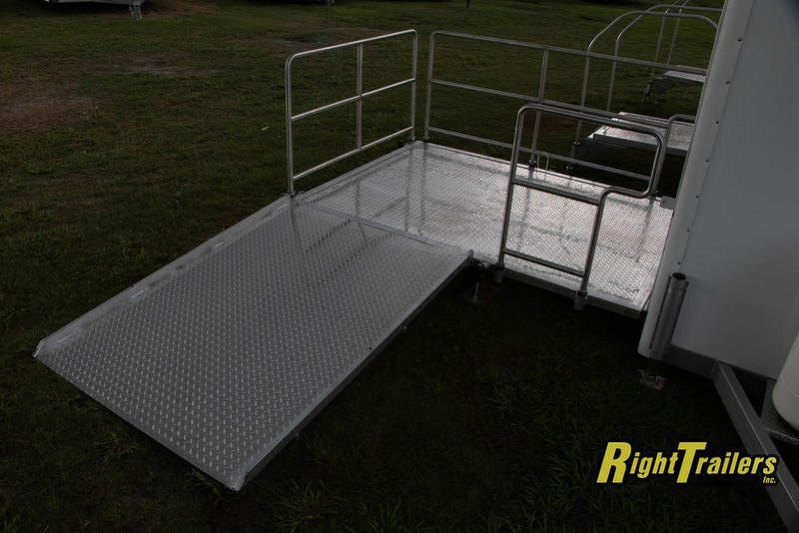 Used 2021 3 Station ADA with Shower Package WC20-ADA-2