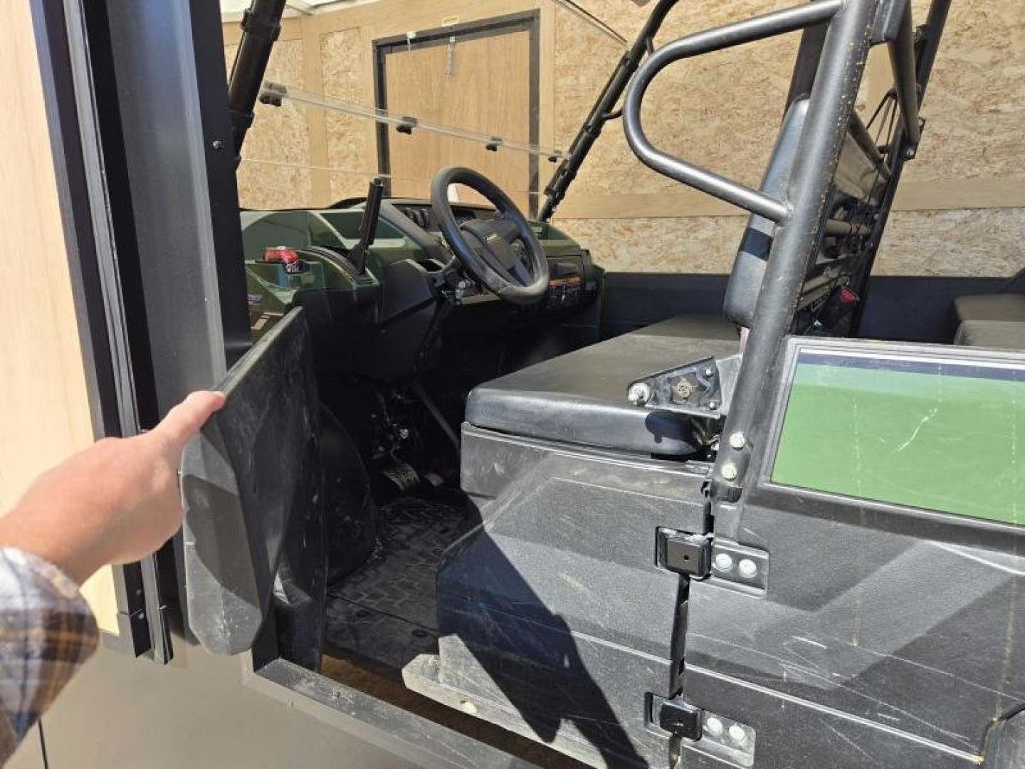 New 2025 Qualitec Aluminum 7x14'+30" Aerostar, by Stealth Cargo / Enclosed Trailer