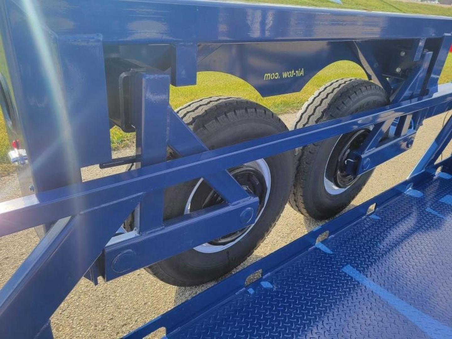 New 2024 Air Tow Pro Series 14 Ground Level Lowering, 10k Payload Capacity (Scissors Lift, Fork Lift) Equipment Trailer