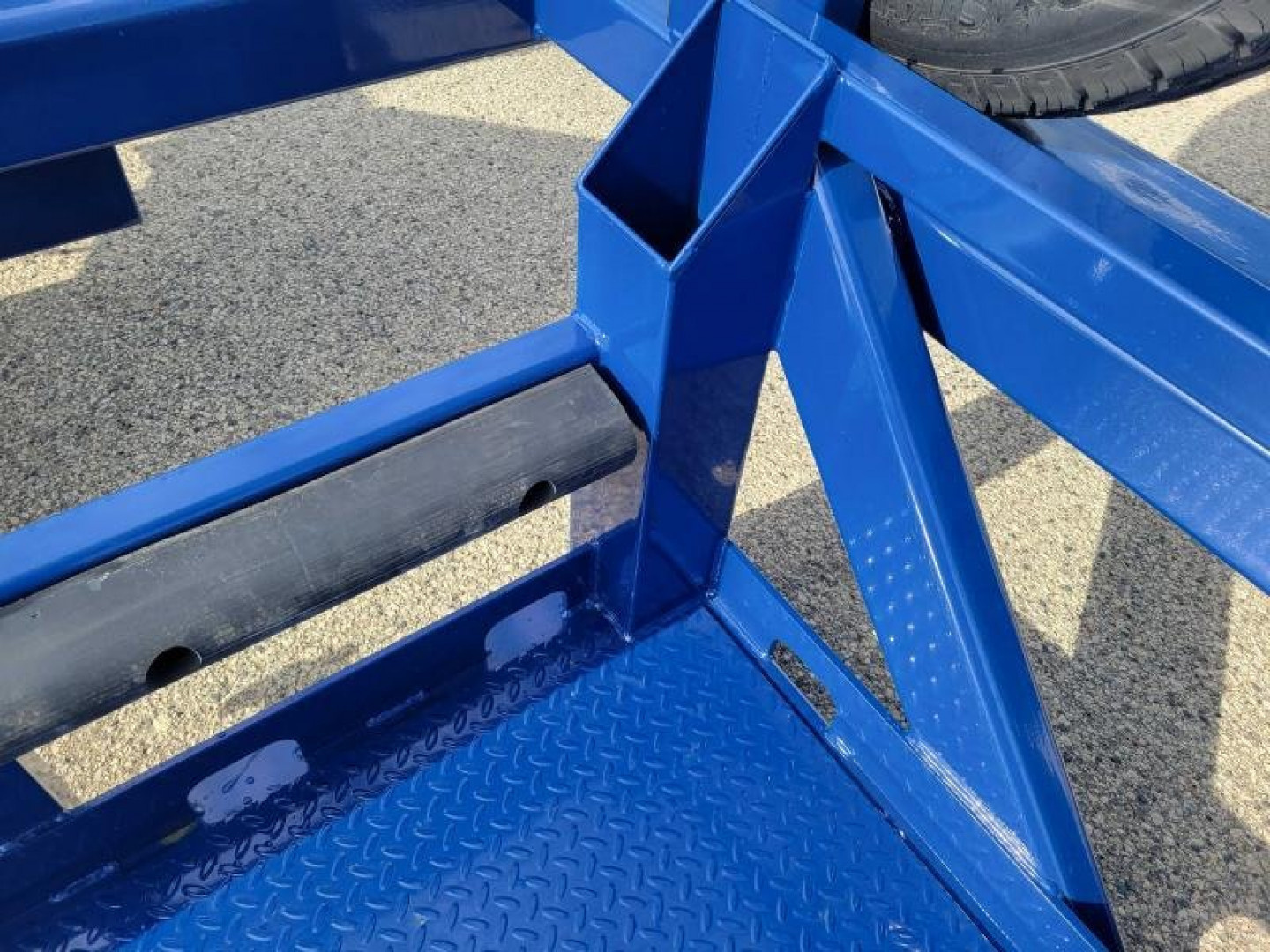 New 2024 Air Tow Pro Series 14 Ground Level Lowering, 10k Payload Capacity (Scissors Lift, Fork Lift) Equipment Trailer