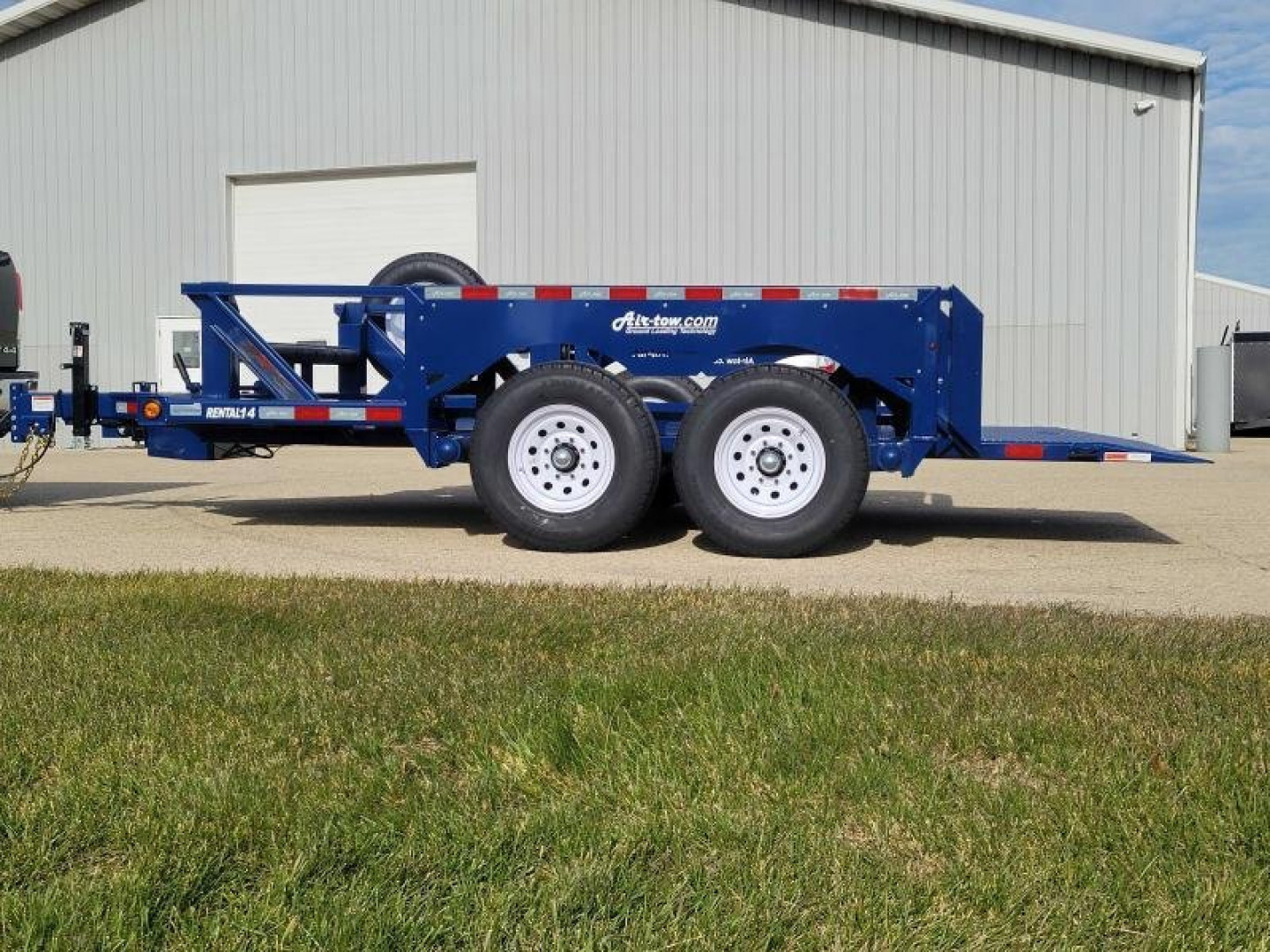 New 2024 Air Tow Pro Series 14 Ground Level Lowering, 10k Payload Capacity (Scissors Lift, Fork Lift) Equipment Trailer