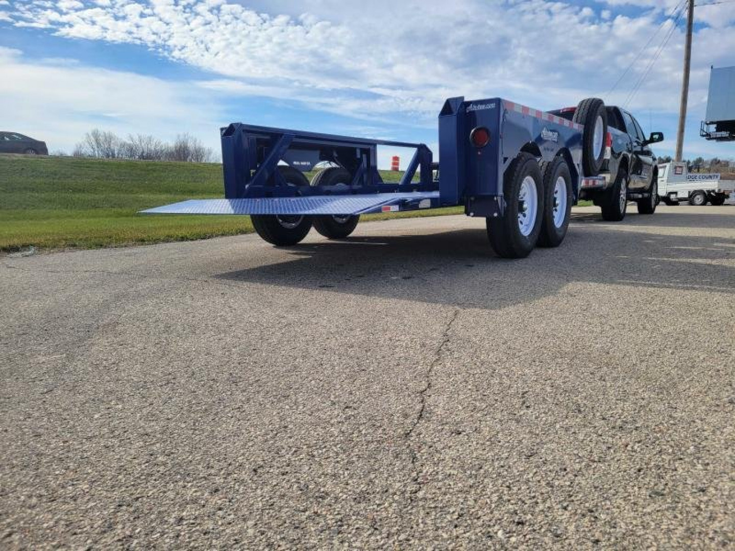 New 2024 Air Tow Pro Series 14 Ground Level Lowering, 10k Payload Capacity (Scissors Lift, Fork Lift) Equipment Trailer