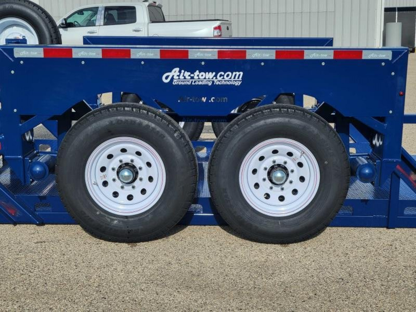 New 2024 Air Tow Pro Series 14 Ground Level Lowering, 10k Payload Capacity (Scissors Lift, Fork Lift) Equipment Trailer