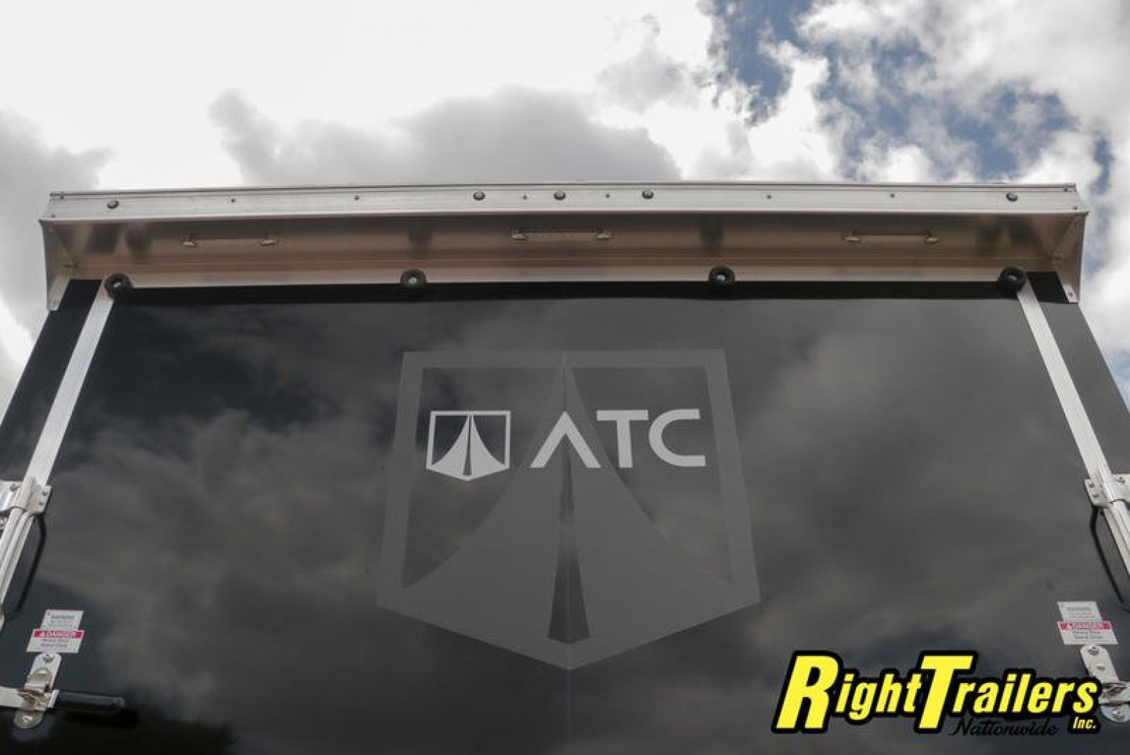 New 8.5x24 ATC Race Trailer RCLAB8524+0-2T5.2K