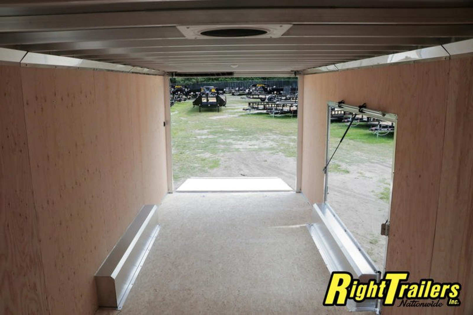 New 8.5x24 ATC Race Trailer RCLAB8524+0-2T5.2K