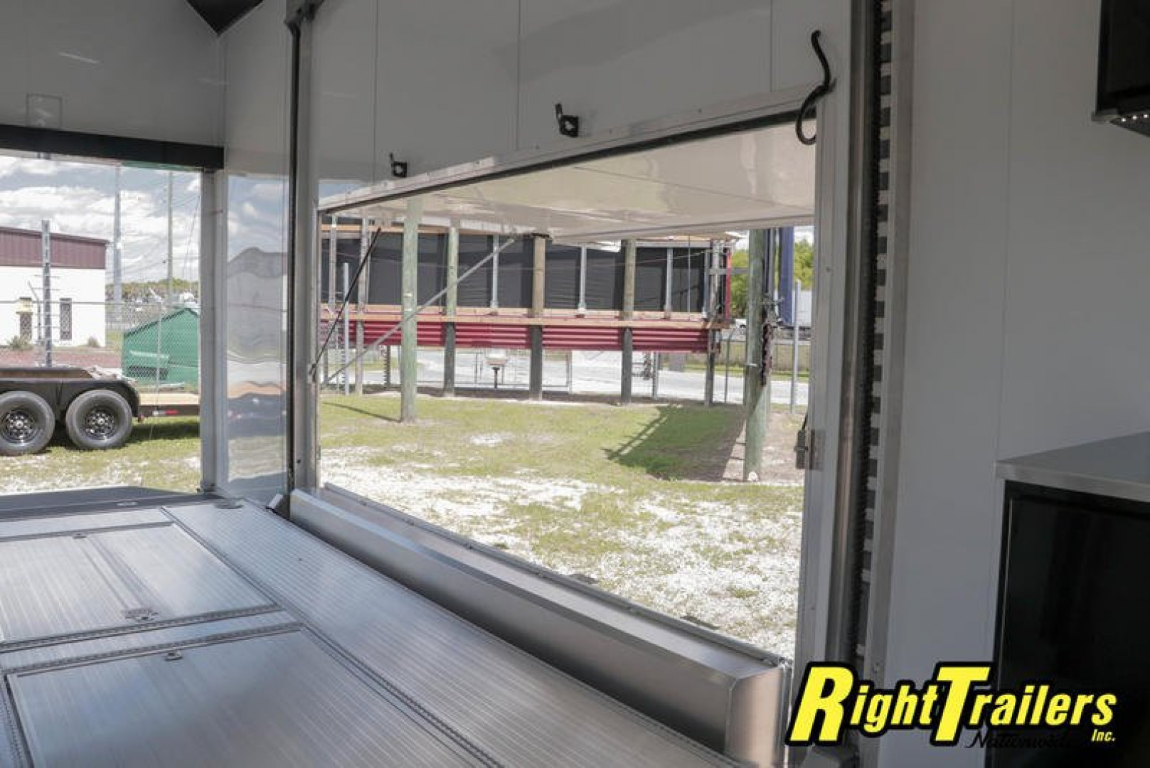 New 8.5x26 ATC Stacker Race Trailer STKAB8526+0-3T6.0K