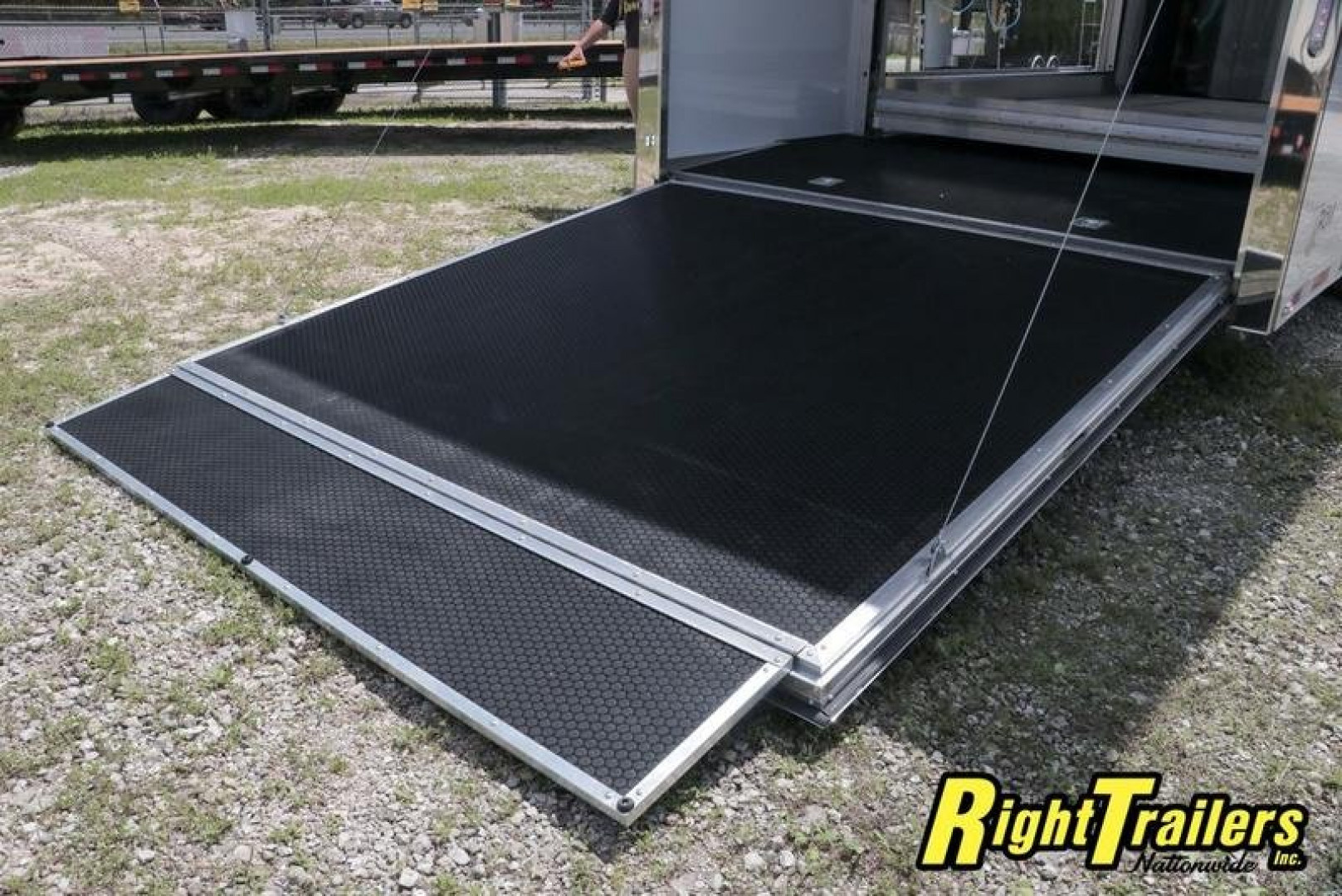 New 8.5x26 ATC Stacker Race Trailer STKAB8526+0-3T6.0K