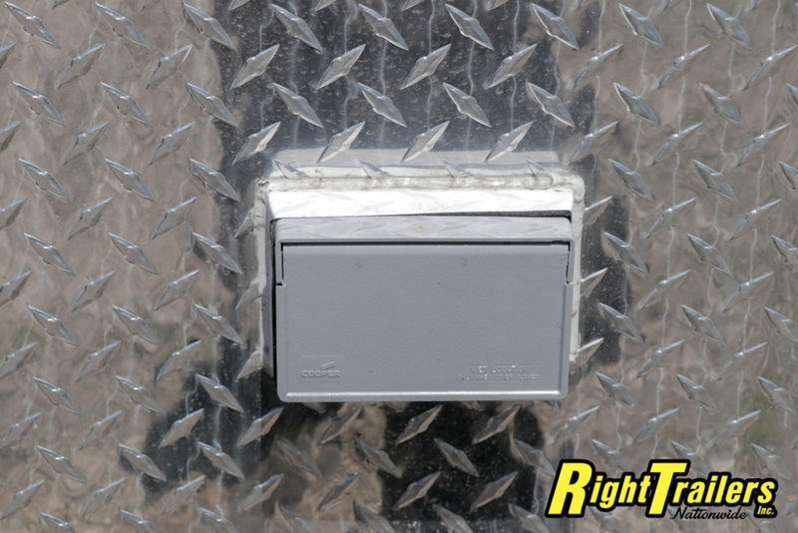 New 8.5x26 ATC Stacker Race Trailer STKAB8526+0-3T6.0K