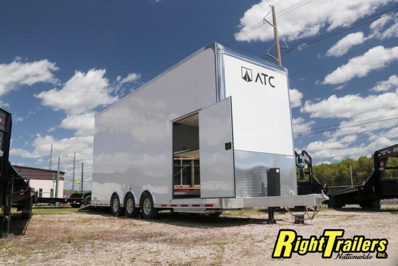 New 8.5x26 ATC Stacker Race Trailer STKAB8526+0-3T6.0K