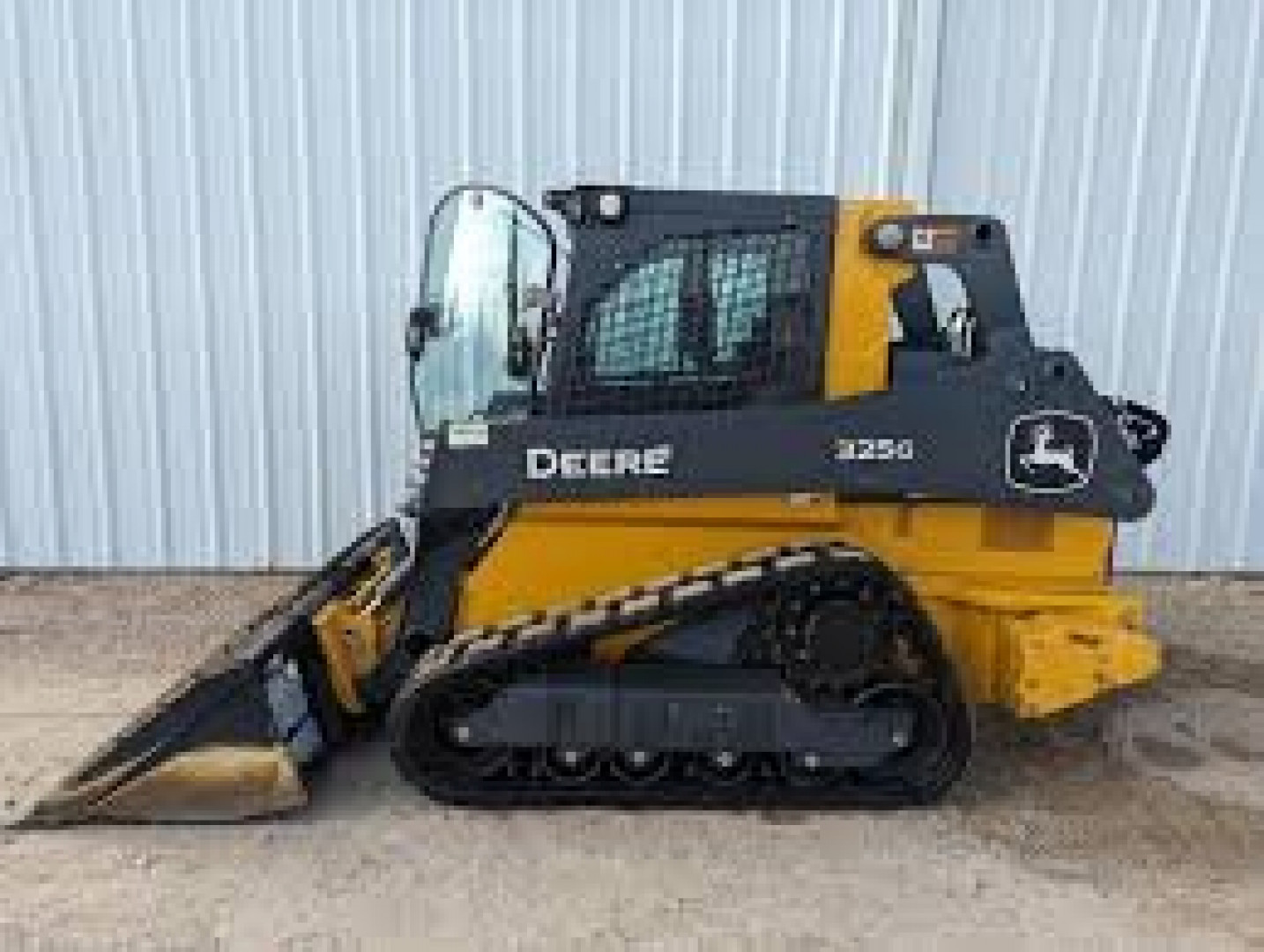 Used 2022 JOHN DEERE 325G Skid Steers