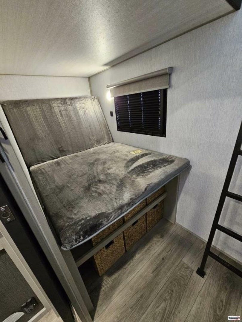 New 2025 Forest River 328BH Fifth Wheel