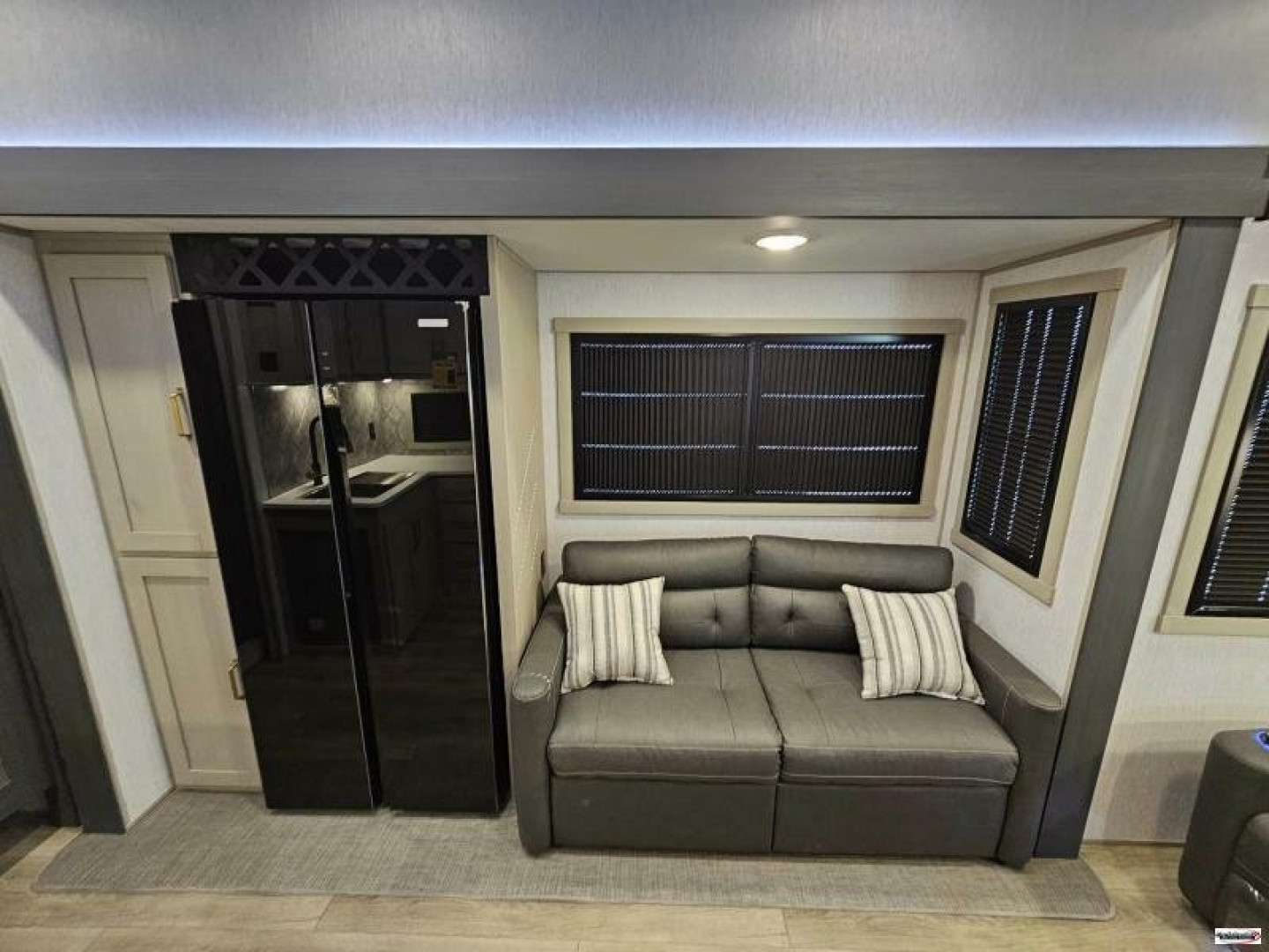 New 2025 Forest River 328BH Fifth Wheel