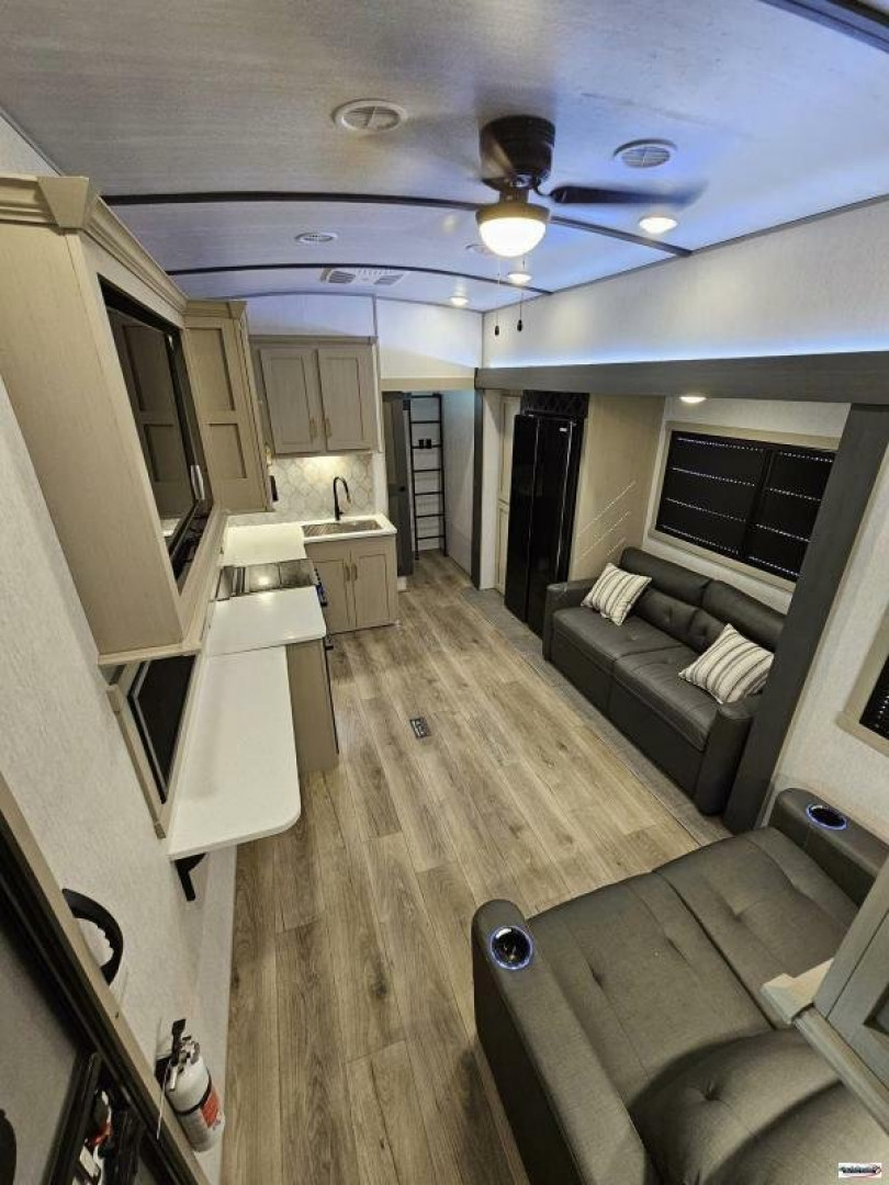 New 2025 Forest River 328BH Fifth Wheel