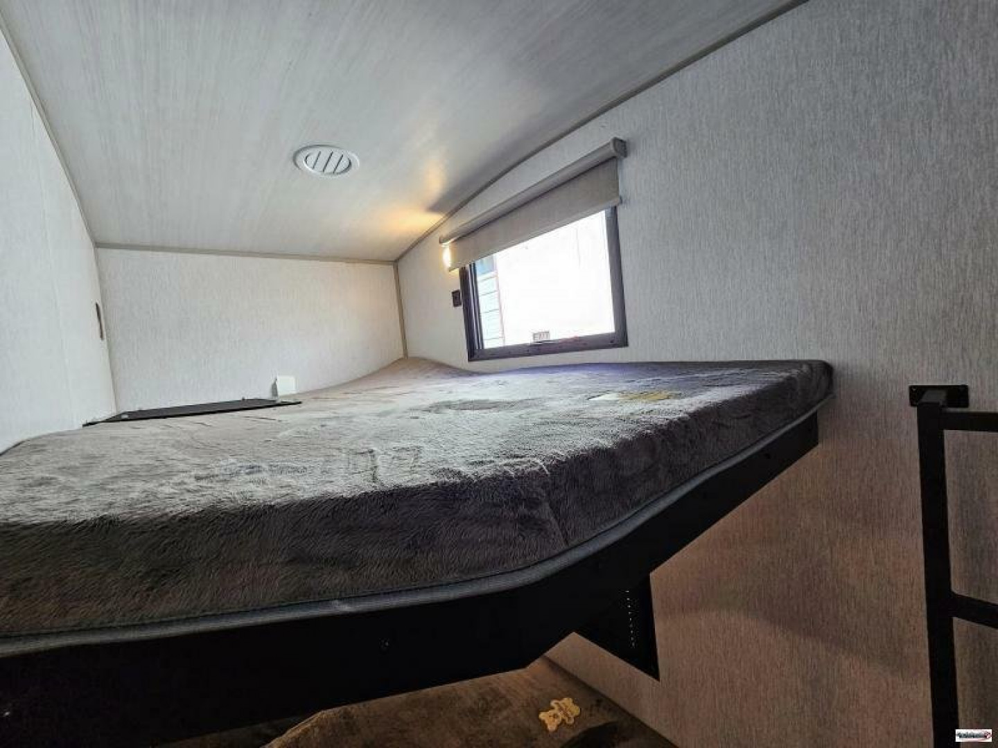 New 2025 Forest River 328BH Fifth Wheel