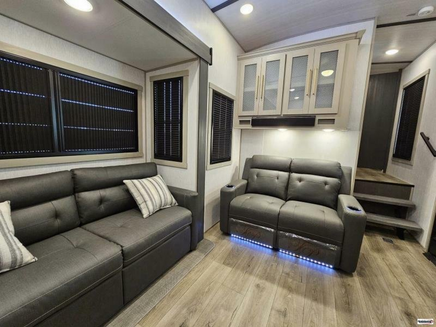 New 2025 Forest River 328BH Fifth Wheel