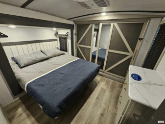 New 2025 Forest River 328BH Fifth Wheel