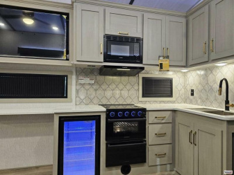 New 2025 Forest River 328BH Fifth Wheel
