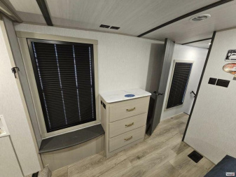 New 2025 Forest River 328BH Fifth Wheel
