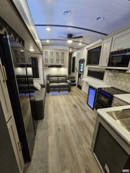 New 2025 Forest River 328BH Fifth Wheel