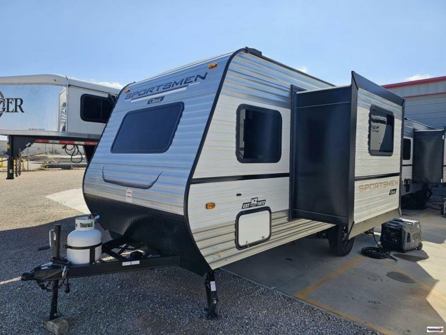 New 2024 Kz 181BH Travel Trailer