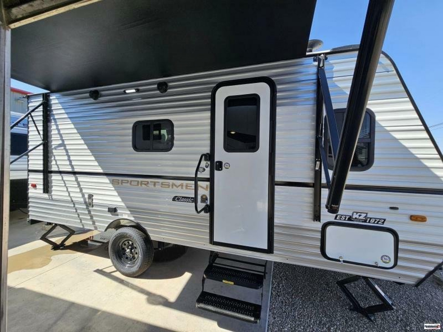 New 2024 Kz 181BH Travel Trailer