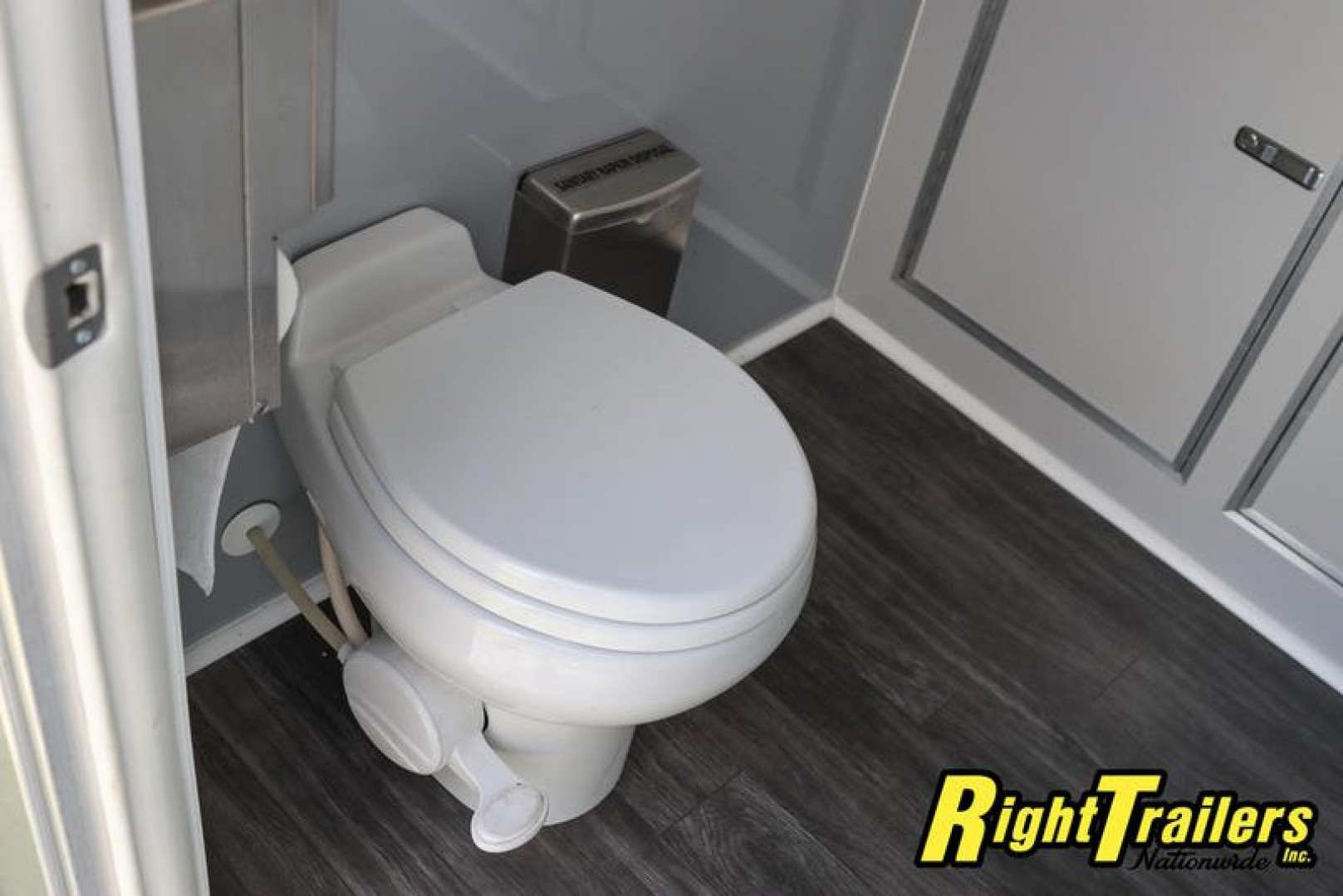 New 2022 2 Station Restroom Trailer CN2T612SA3