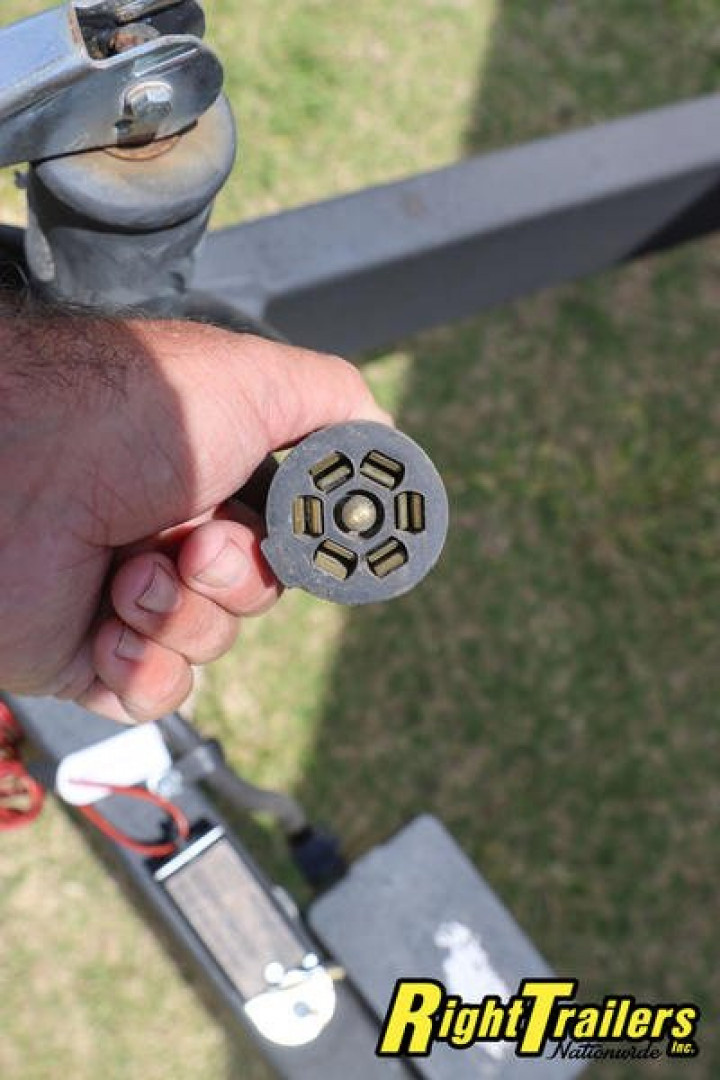 New 2022 2 Station Restroom Trailer CN2T612SA3