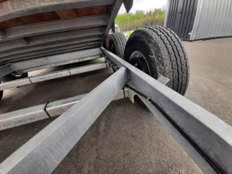 New 2025 LWL Trailers 22' Triaxle Split Tilt Tilt Trailer