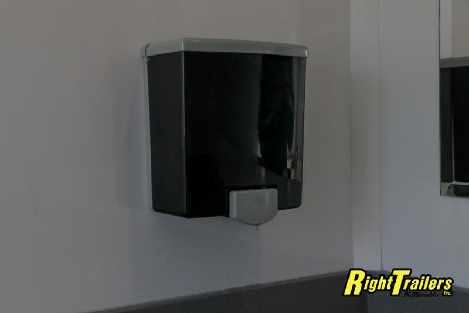 Used 2022 2 Station Restroom Trailer CN2T612SA3