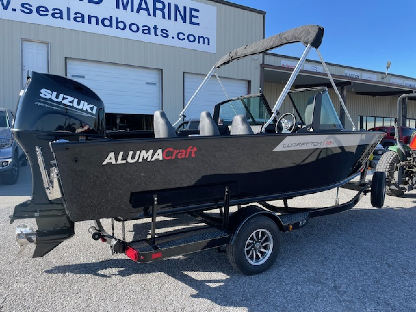 New 2025 Alumacraft Competitor 175 X SP FSX Fishing Boat