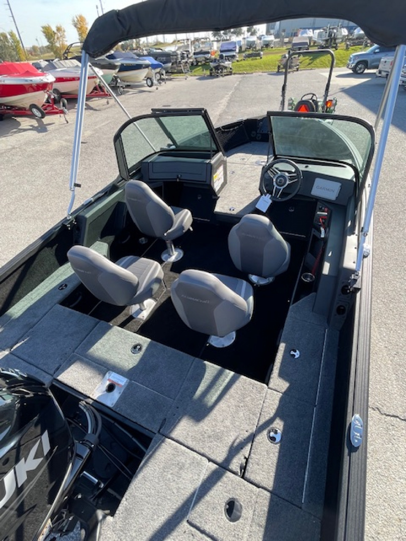 New 2025 Alumacraft Competitor 175 X SP FSX Fishing Boat