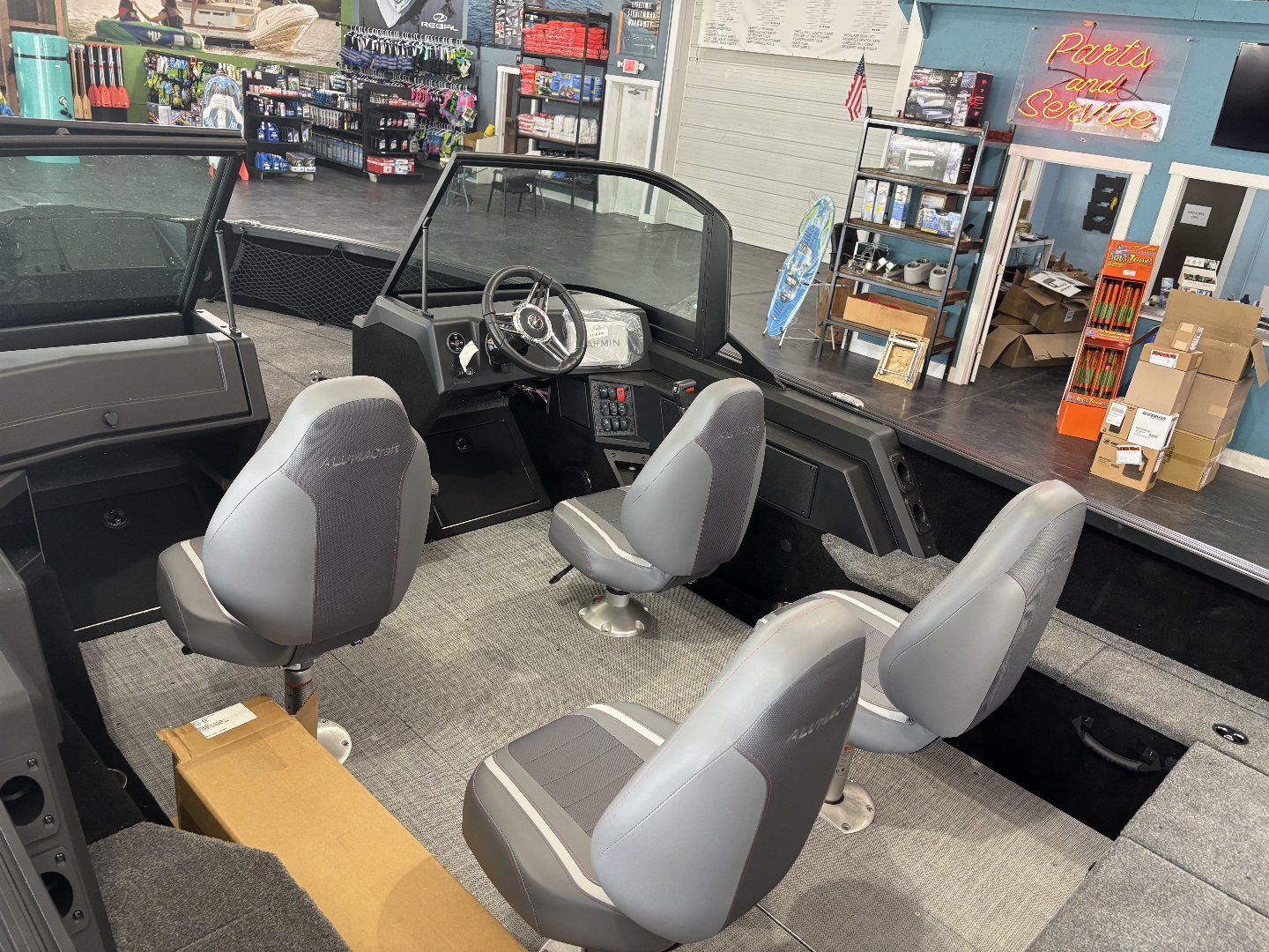 New 2025 Alumacraft Competitor 185 Sport Fishing Boat